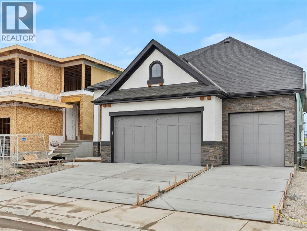 176 Marina Grove Se, Calgary, Alberta  T3M 3S9 - Photo 2 - A2254144