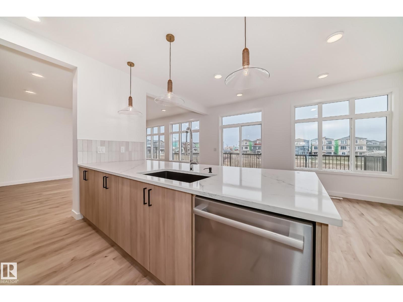 5815 Kootook Li Sw, Edmonton, Alberta  T6W 4V9 - Photo 9 - E4459123