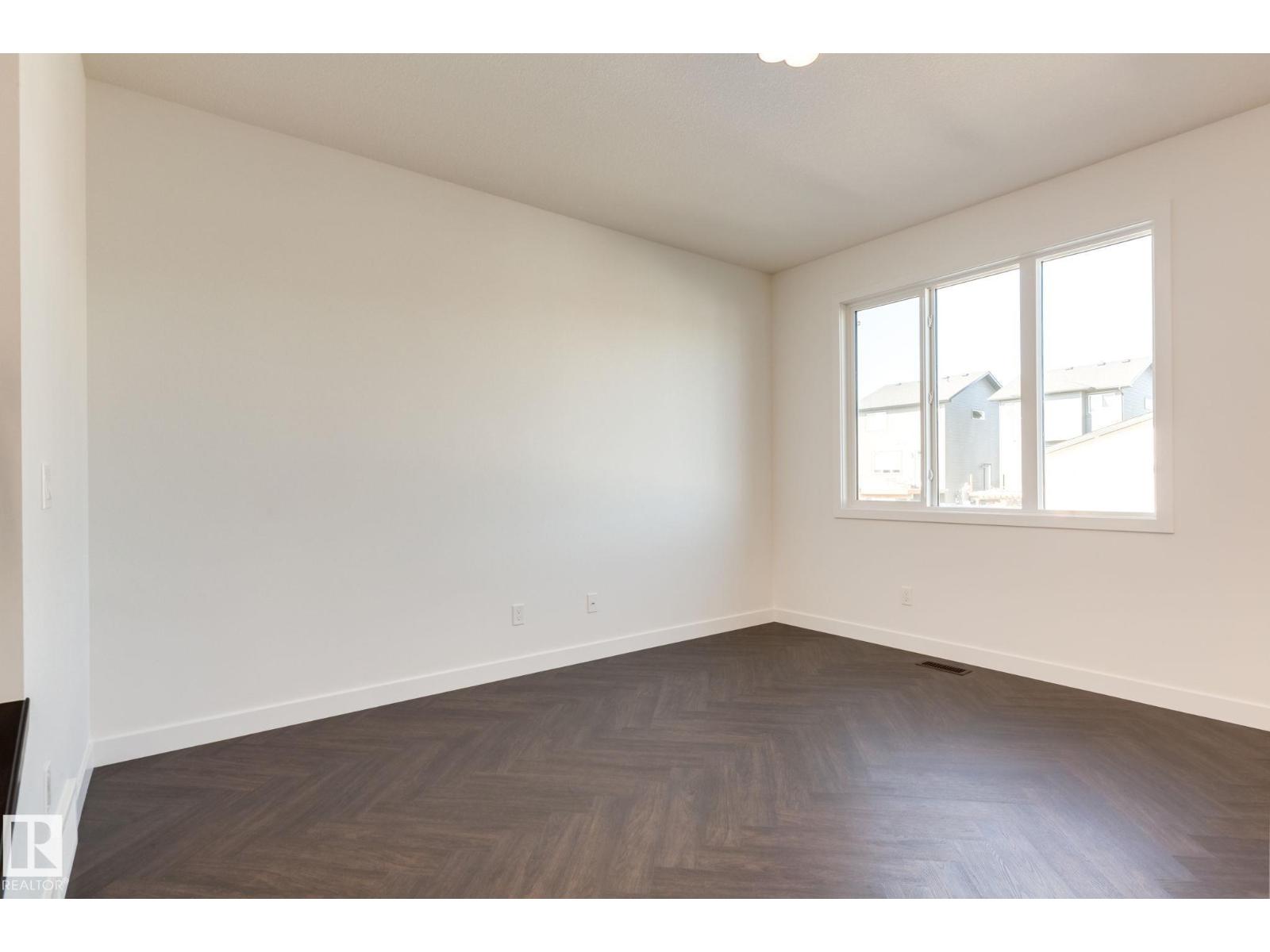 27 Chartres Cl, St. Albert, Alberta  X0X 0X0 - Photo 8 - E4459124