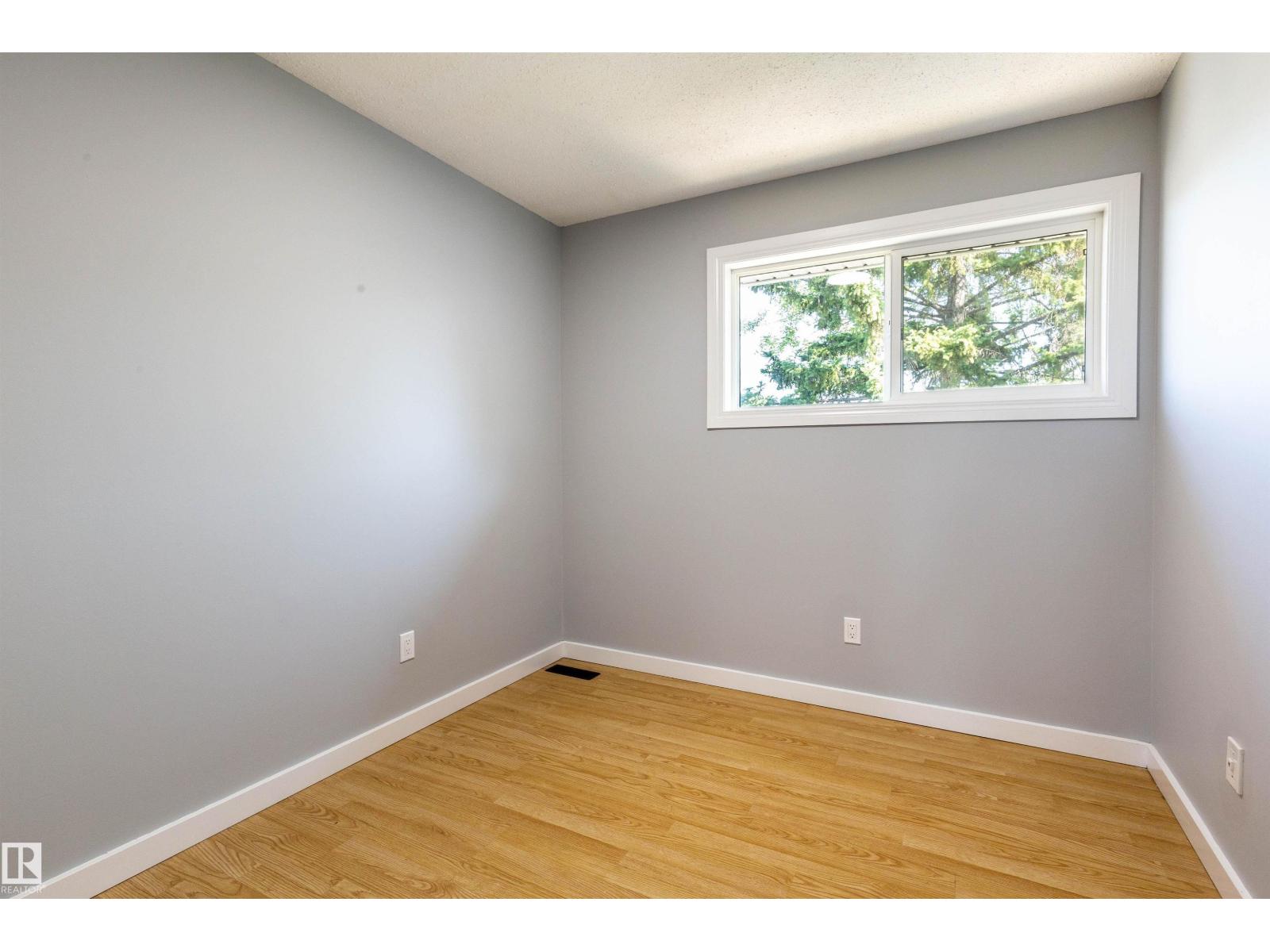 547 Dunluce Rd Nw, Edmonton, Alberta  T5X 4P4 - Photo 18 - E4459128
