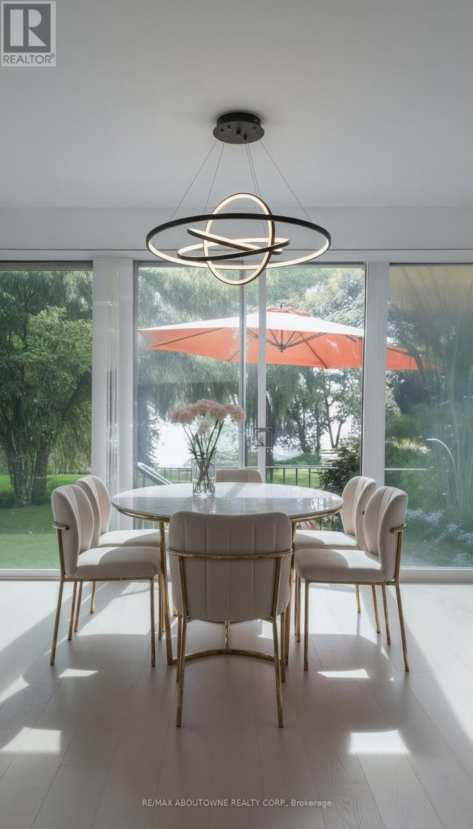 20 Arkendo Drive, Oakville (Fd Ford), Ontario  L6J 5T9 - Photo 39 - W12416294