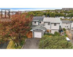 18 Bryden Avenue