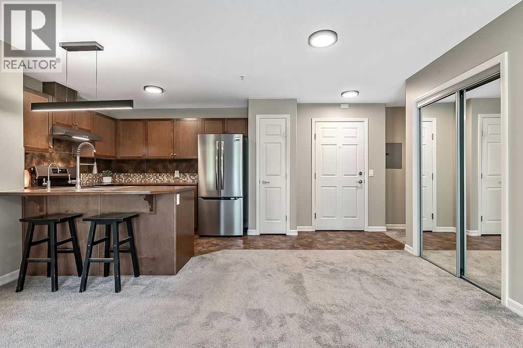 2105, 92 Crystal Shores Road, Okotoks, Alberta  T1S 2M9 - Photo 6 - A2258429