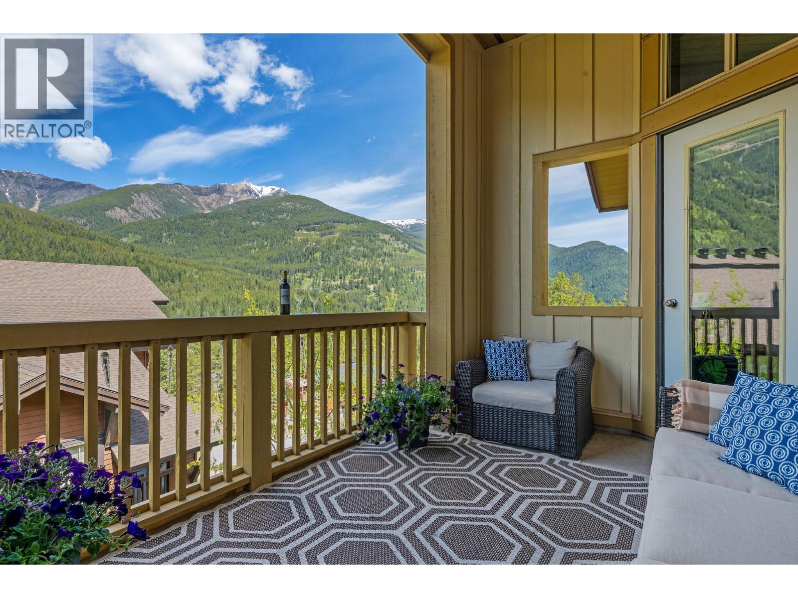 2070 Summit Drive Unit# 511, Panorama, British Columbia  V0A 1T0 - Photo 38 - 10363758