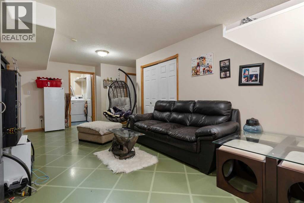 6122 32 Avenue, Camrose, Alberta  T4V 4R8 - Photo 18 - A2257482