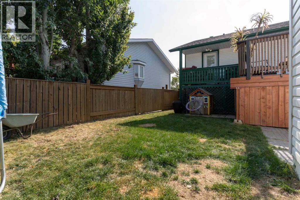 6122 32 Avenue, Camrose, Alberta  T4V 4R8 - Photo 27 - A2257482