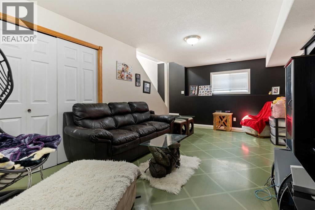 6122 32 Avenue, Camrose, Alberta  T4V 4R8 - Photo 19 - A2257482