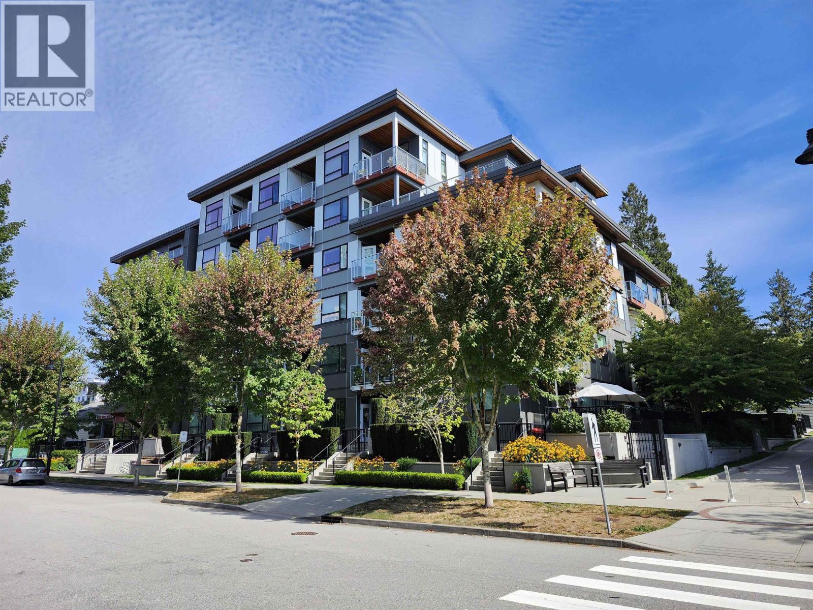 503 717 Breslay Street, Coquitlam, British Columbia  V3J 0J3 - Photo 3 - R3051252
