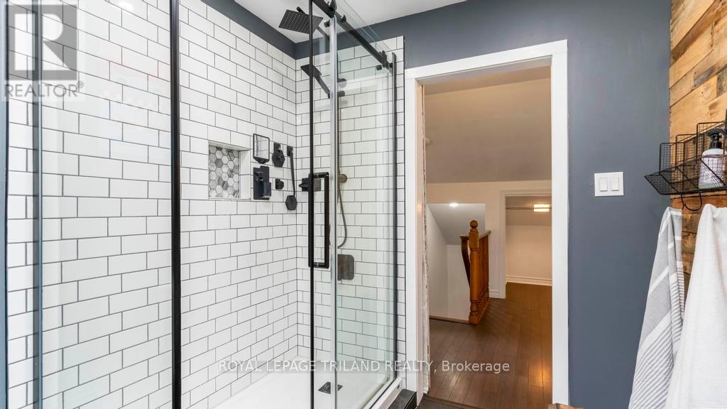 90 Queen Street, Thames Centre, Ontario  N0L 1G2 - Photo 25 - X12422543