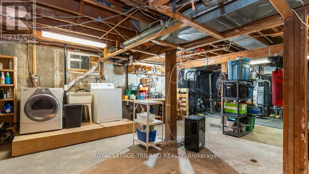 90 Queen Street, Thames Centre, Ontario  N0L 1G2 - Photo 26 - X12422543