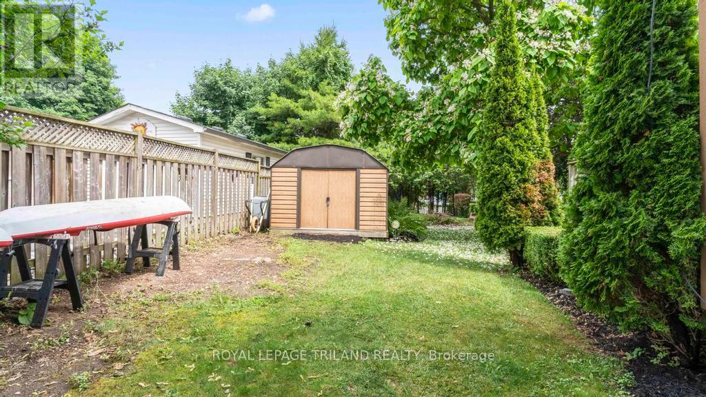 90 Queen Street, Thames Centre, Ontario  N0L 1G2 - Photo 28 - X12422543