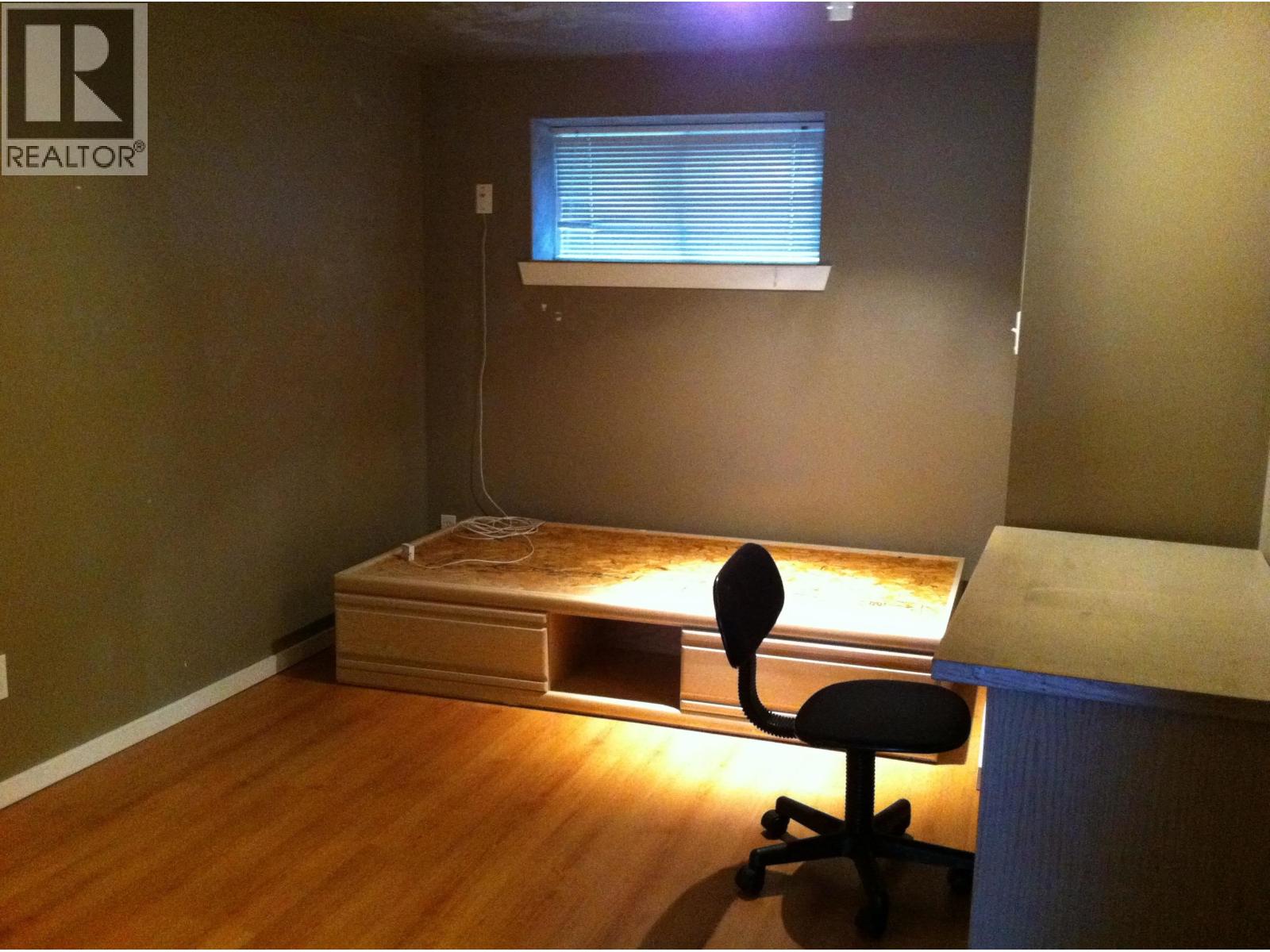 5010 Lorraine Avenue, Burnaby, British Columbia  V5G 2S2 - Photo 9 - R3051449