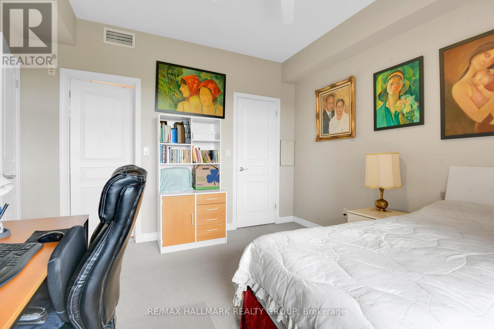320 - 905 Beauparc Private, Ottawa, Ontario  K1G 4K1 - Photo 16 - X12422513