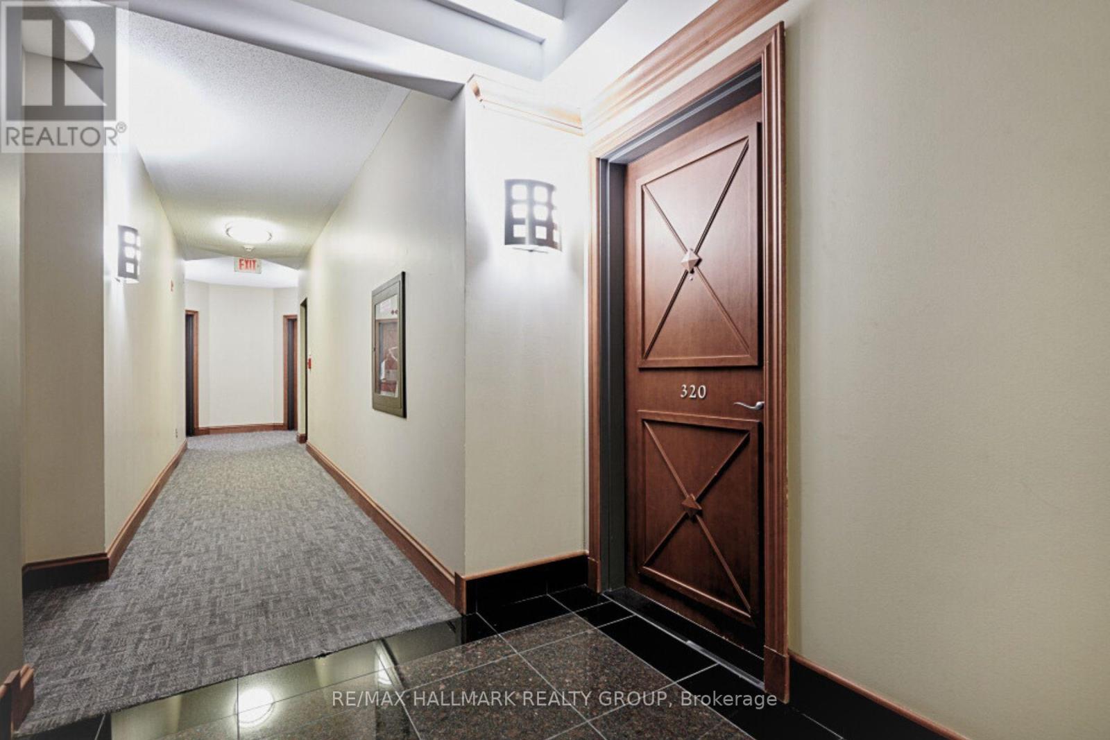 320 - 905 Beauparc Private, Ottawa, Ontario  K1G 4K1 - Photo 5 - X12422513