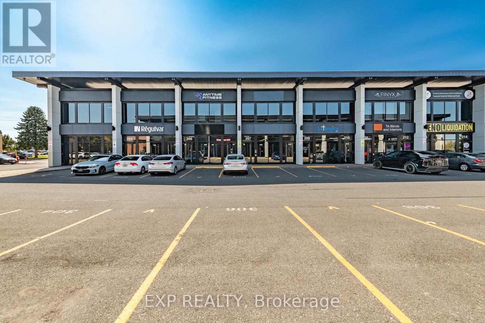 206 & 208 - 2310 St Laurent Boulevard, Ottawa, Ontario  K1G 5H9 - Photo 1 - X12422528
