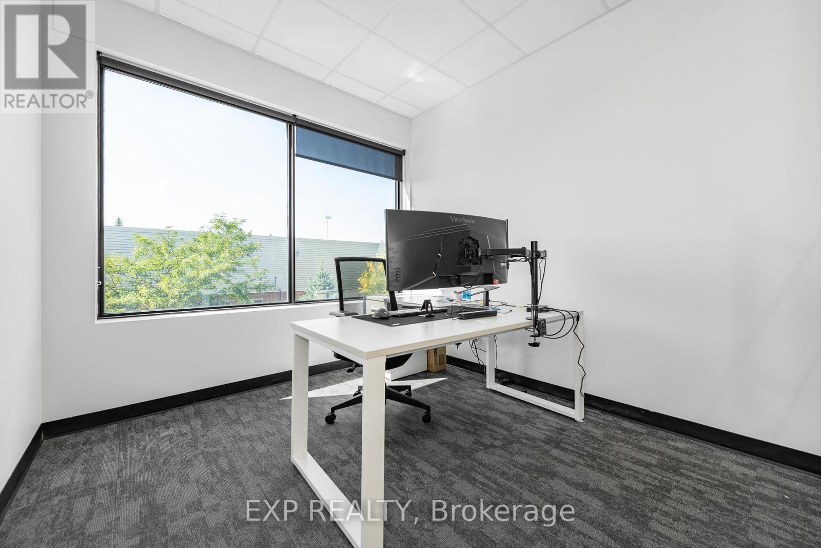 206 & 208 - 2310 St Laurent Boulevard, Ottawa, Ontario  K1G 5H9 - Photo 40 - X12422528
