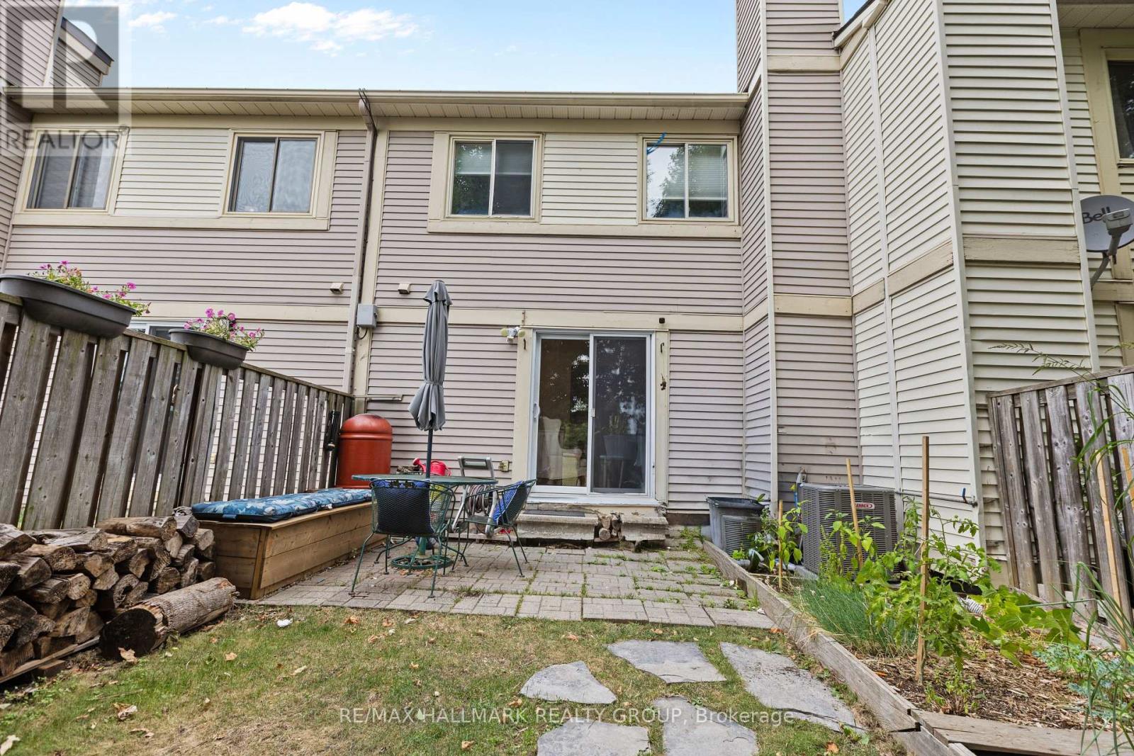 17 - 1598 Hoskins Crescent, Ottawa, Ontario  K4A 2H8 - Photo 26 - X12422559