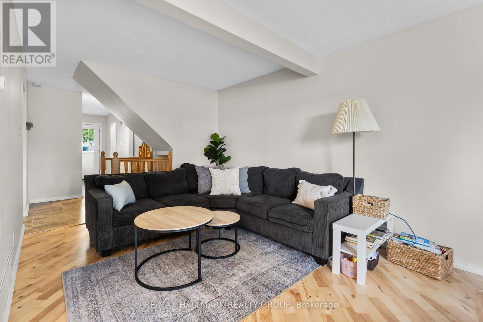 17 - 1598 Hoskins Crescent, Ottawa, Ontario  K4A 2H8 - Photo 5 - X12422559