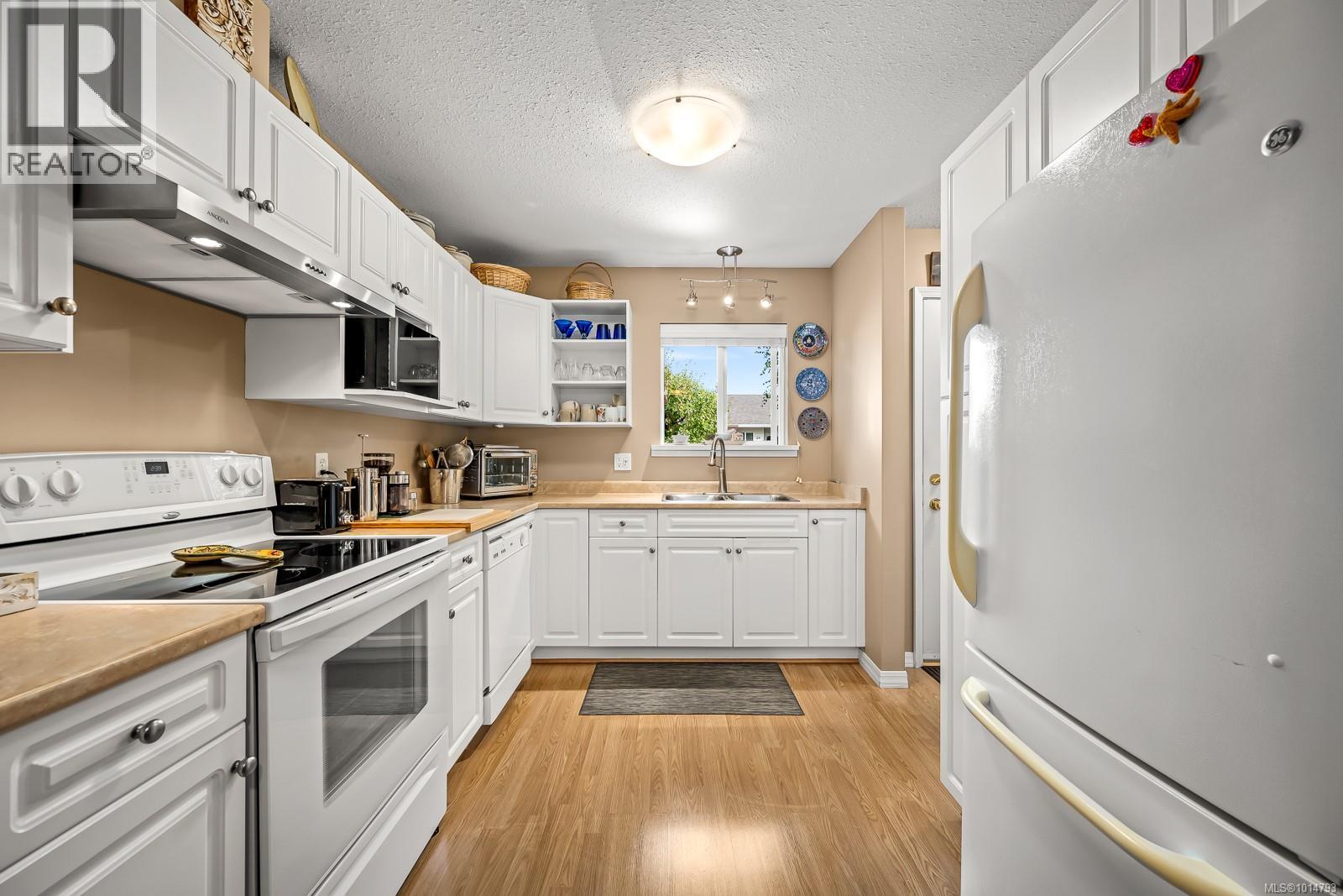 28 2197 Murrelet Dr, Comox, British Columbia  V9M 3Y1 - Photo 11 - 1014793