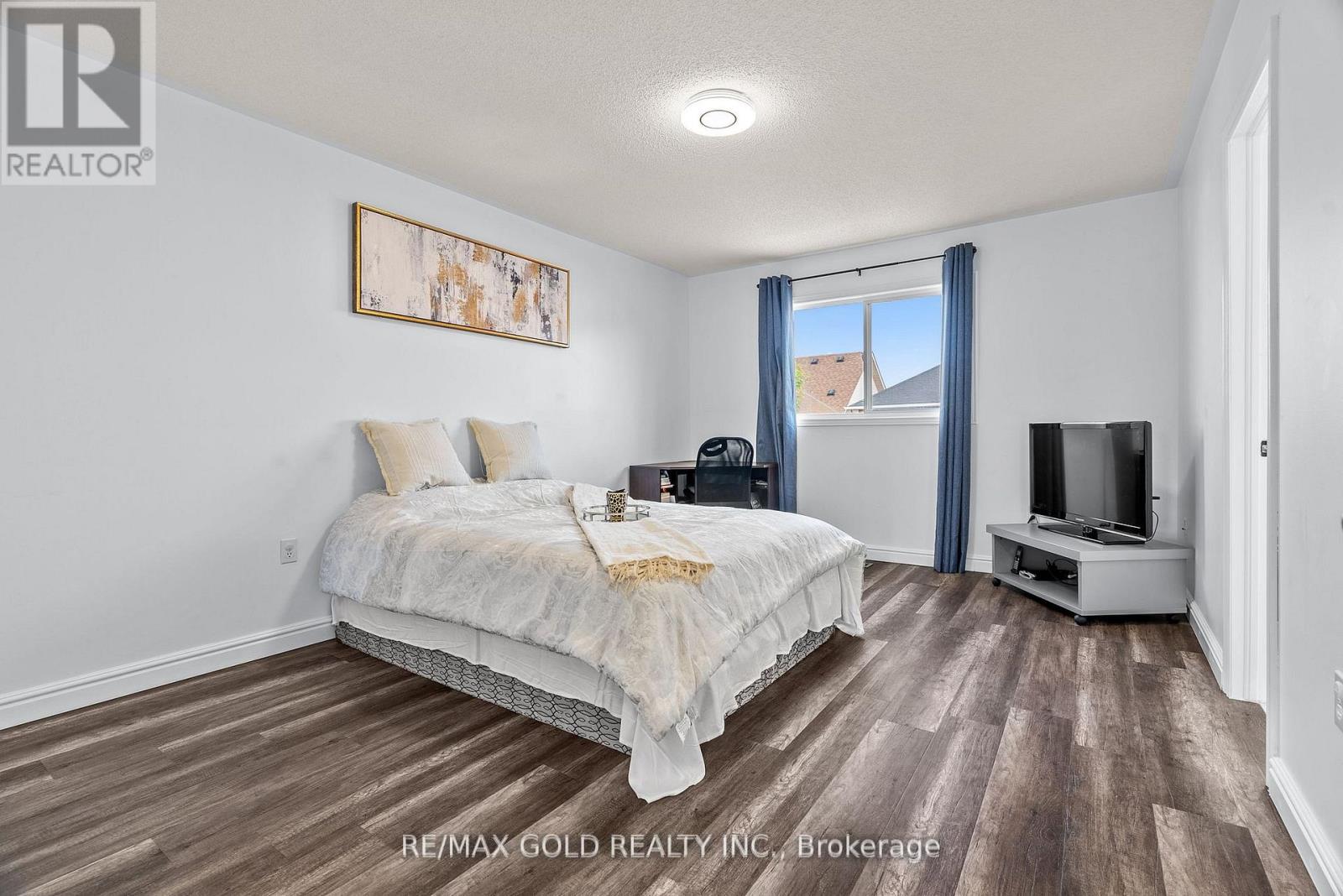 3218 Camberwell Drive, Mississauga, Ontario  L5M 6S8 - Photo 20 - W12422475