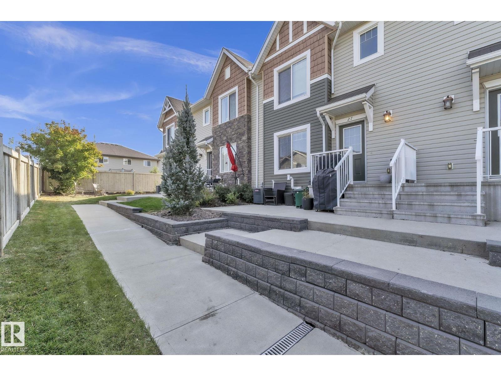 27 2922 Maple Wy Nw, Edmonton, Alberta  T6T 1A5 - Photo 3 - E4459135