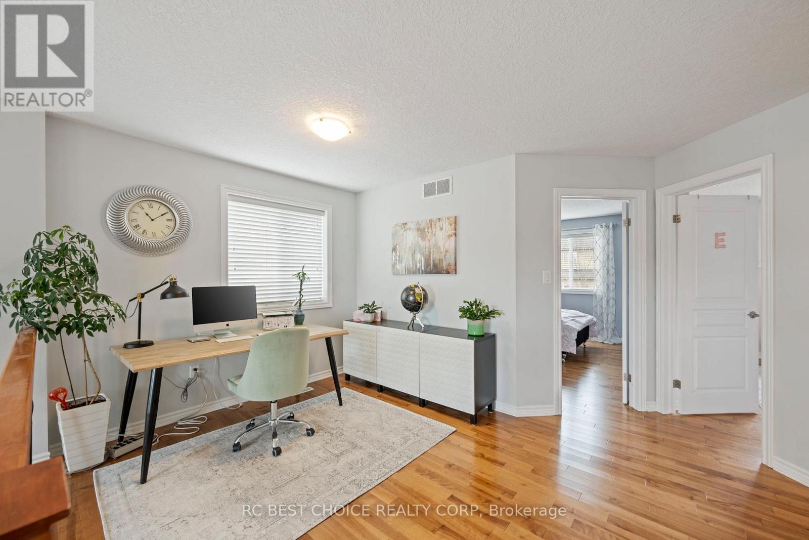 885 Kettleridge Street, London North, Ontario  N6H 0E7 - Photo 18 - X12422491