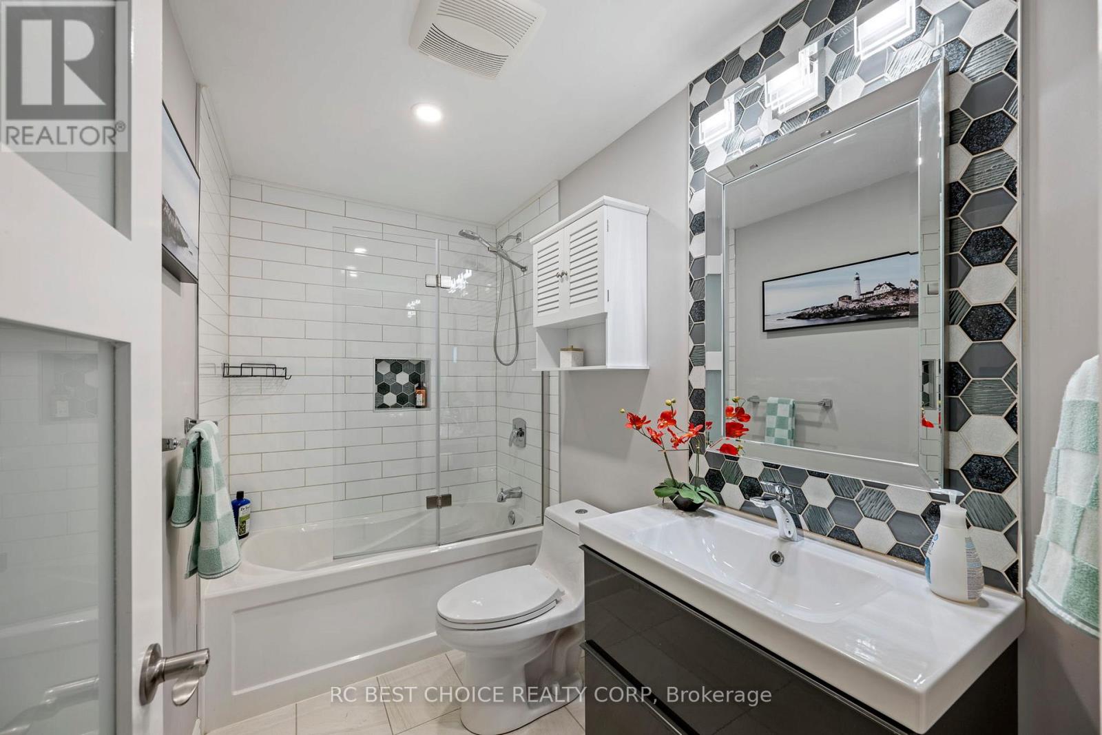 885 Kettleridge Street, London North, Ontario  N6H 0E7 - Photo 32 - X12422491