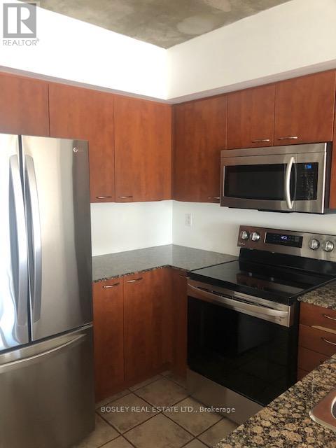 1801 - 22 Wellesley Street, Toronto, Ontario  M4Y 1G3 - Photo 6 - C12422511