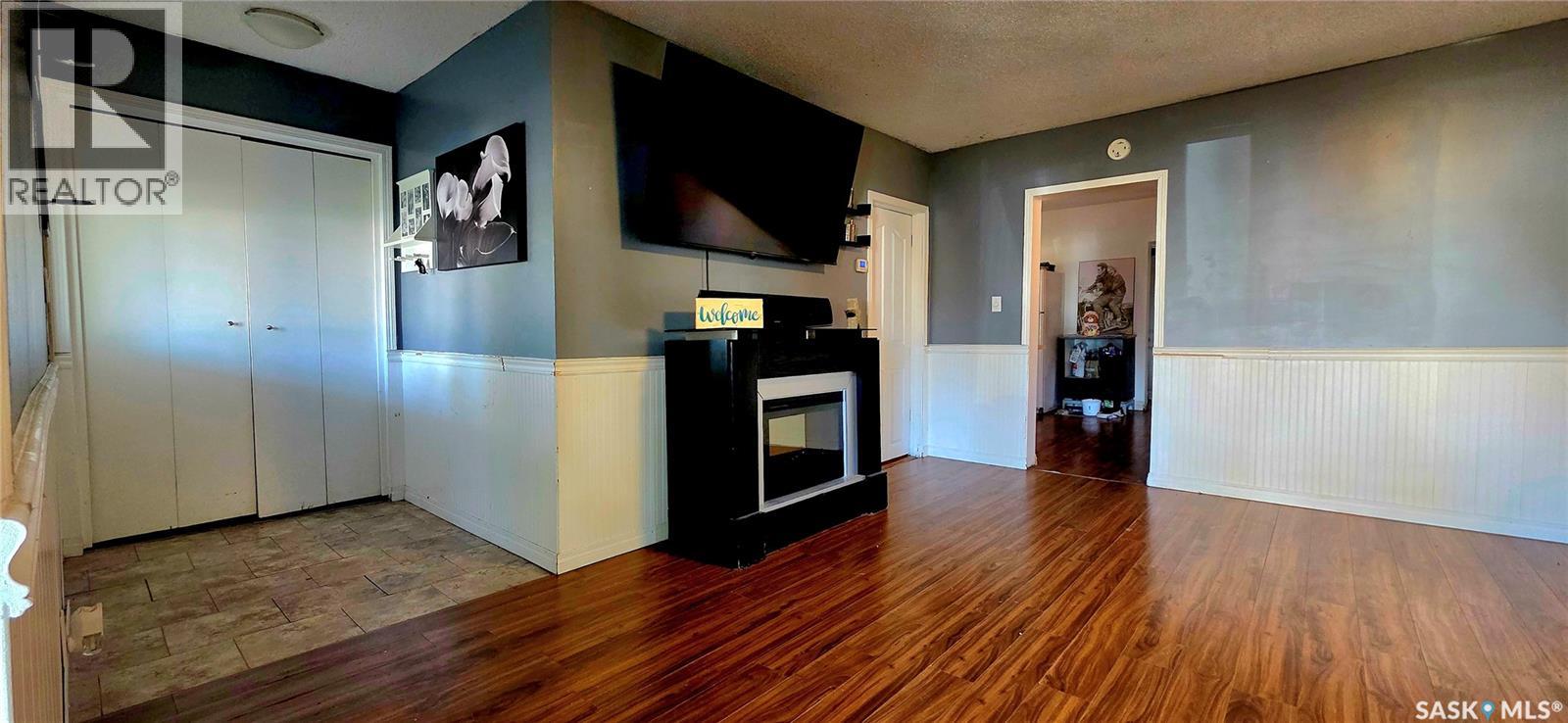 1326 2nd Street, Estevan, Saskatchewan  S4A 0M4 - Photo 3 - SK019147