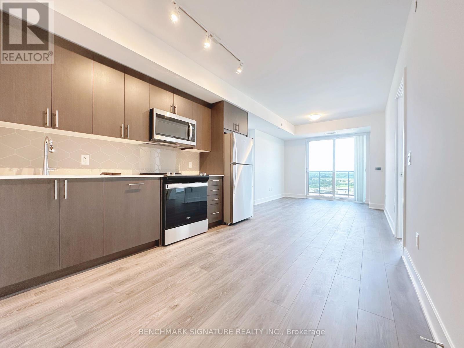 2318 - 2545 Simcoe Street N, Oshawa, Ontario  L1L 0W3 - Photo 1 - E12422523