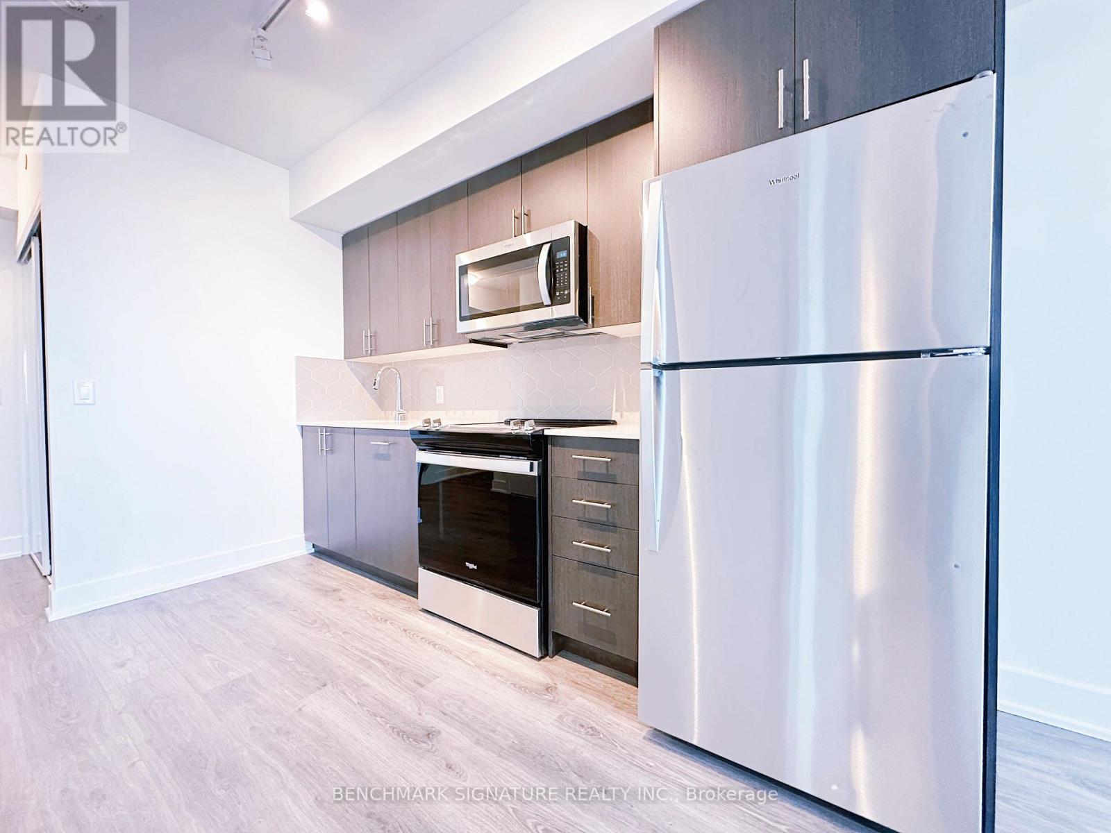 2318 - 2545 Simcoe Street N, Oshawa, Ontario  L1L 0W3 - Photo 2 - E12422523