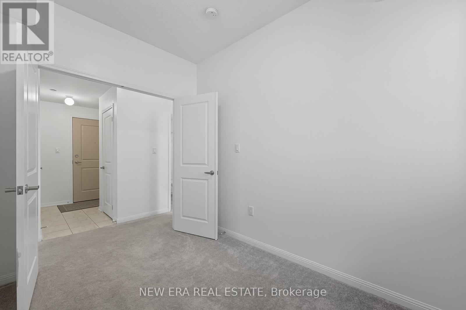 120 - 80 Aspen Springs Drive, Clarington, Ontario  L1C 0V4 - Photo 12 - E12422531