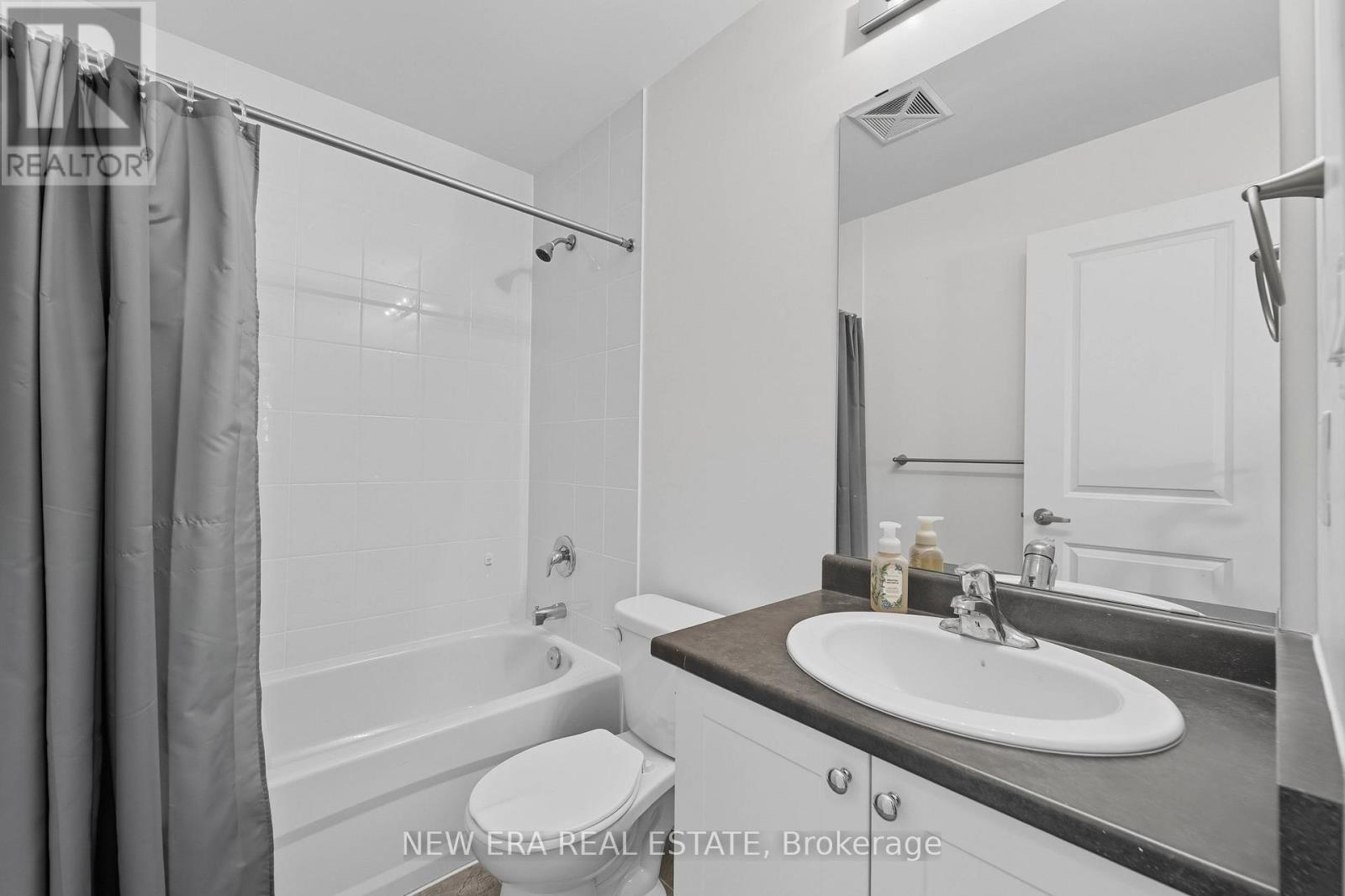 120 - 80 Aspen Springs Drive, Clarington, Ontario  L1C 0V4 - Photo 13 - E12422531