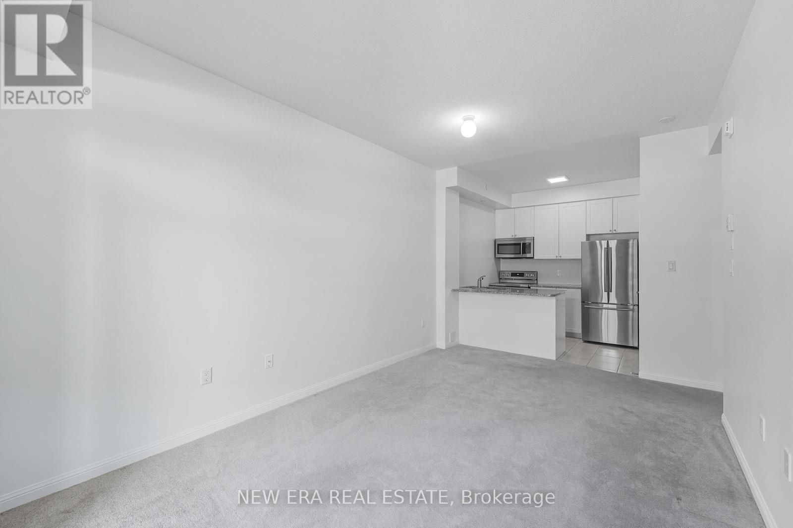 120 - 80 Aspen Springs Drive, Clarington, Ontario  L1C 0V4 - Photo 3 - E12422531