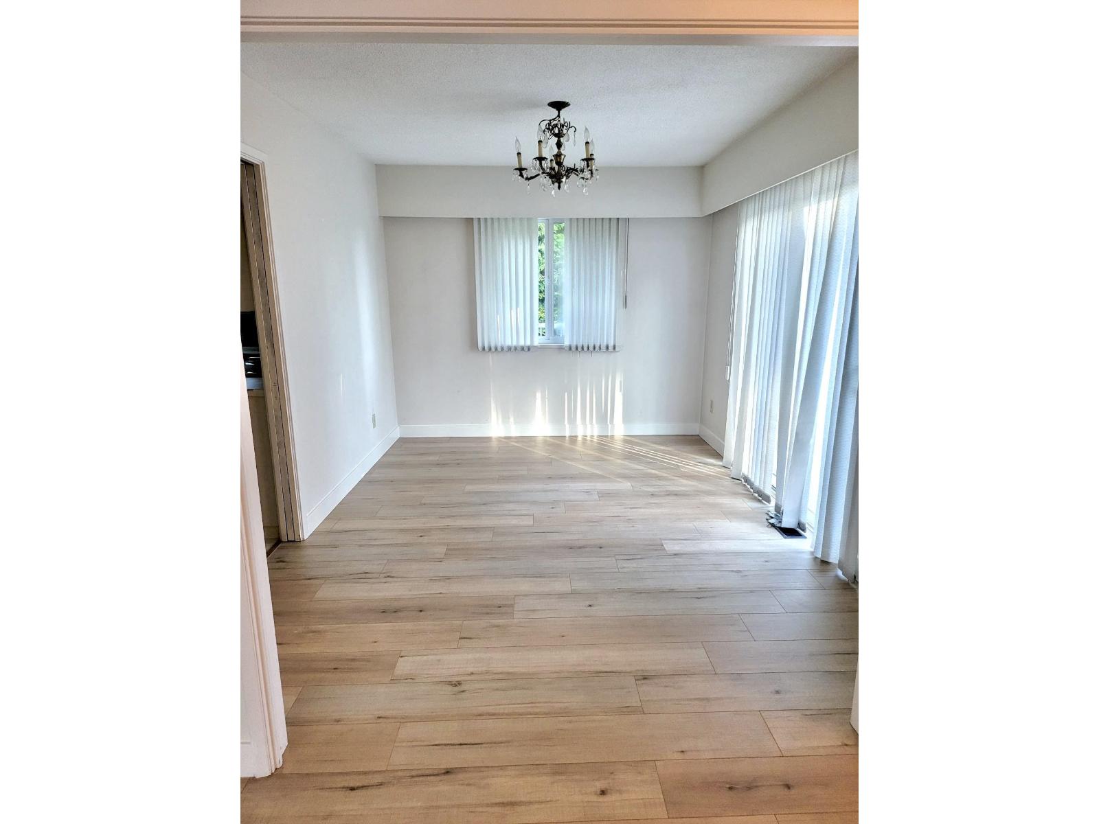 Property at 7328 YORK CRESCENT image 5