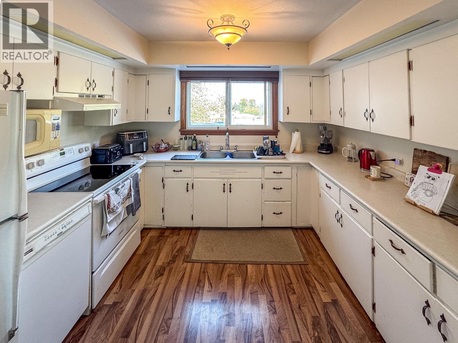 1405 12th Avenue S, Cranbrook, British Columbia  V1C 2T6 - Photo 11 - 10363694