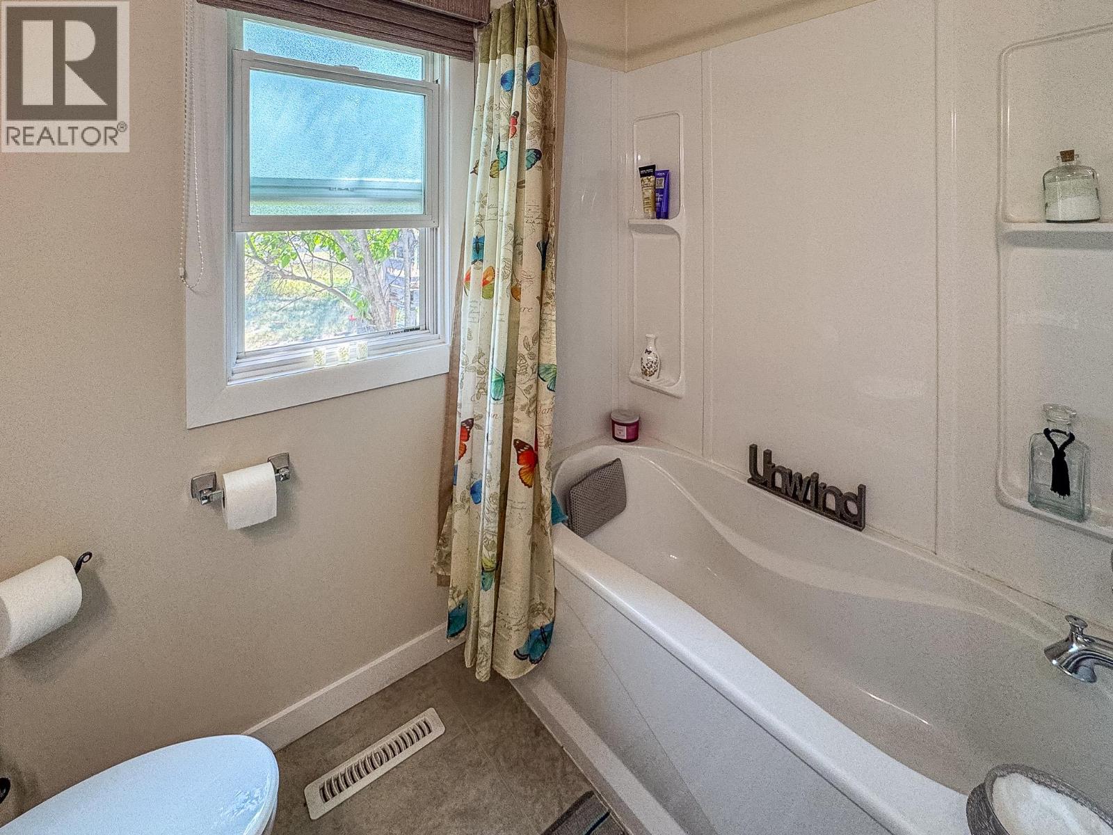 1405 12th Avenue S, Cranbrook, British Columbia  V1C 2T6 - Photo 18 - 10363694