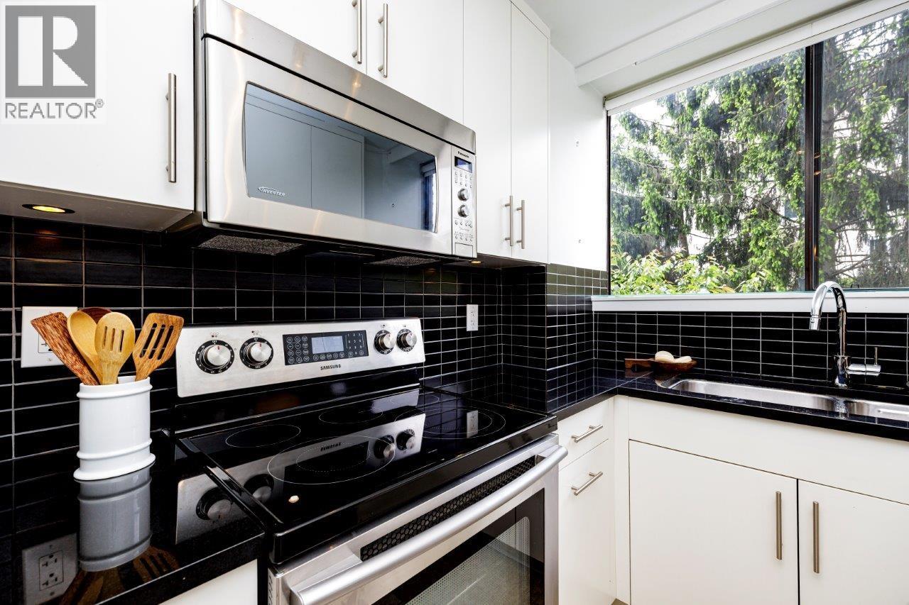 403 114 W Keith Road, North Vancouver, British Columbia  V7M 3C9 - Photo 7 - R3007608