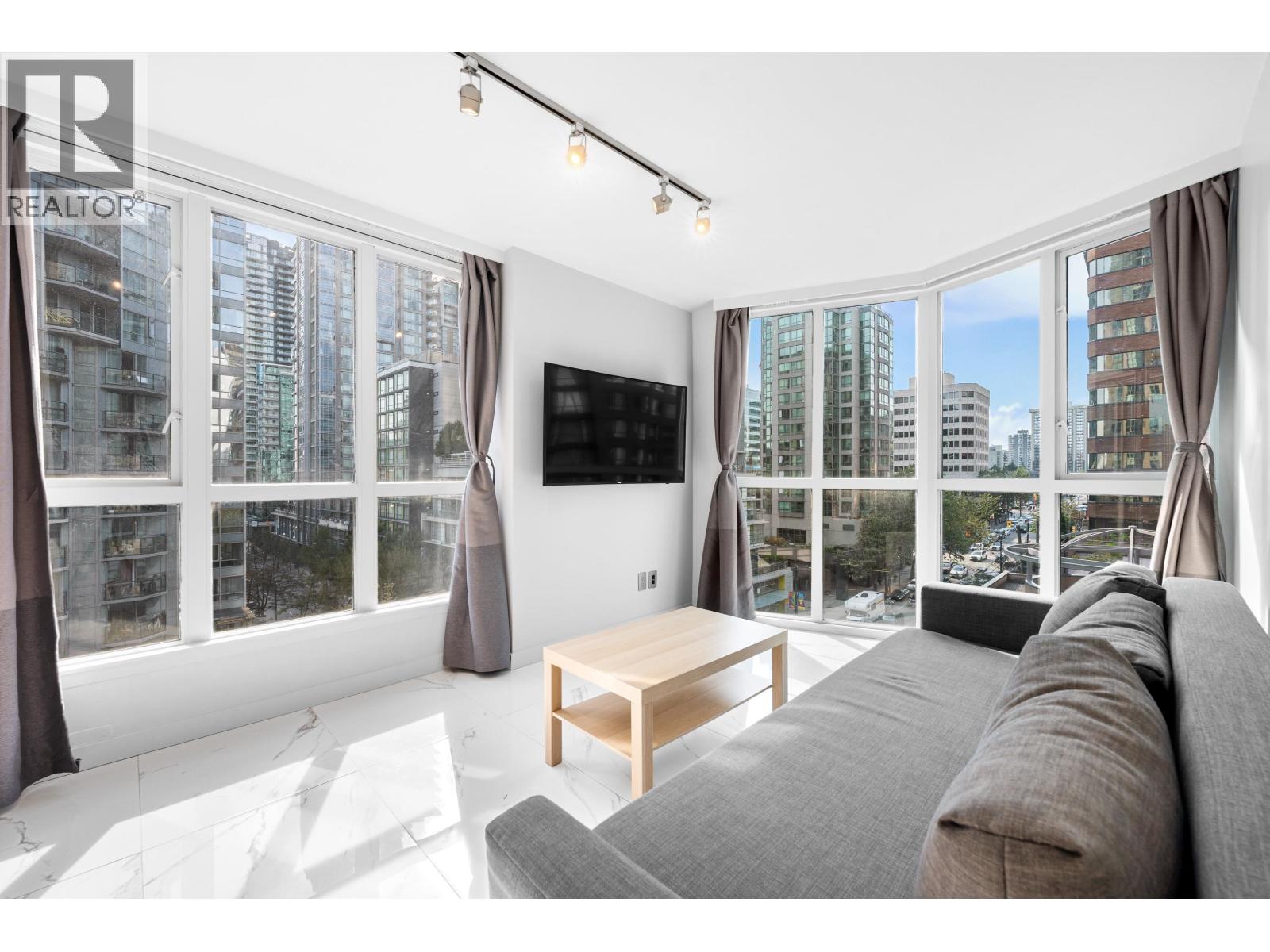 702 1188 Howe Street, Vancouver, British Columbia  V6Z 2S8 - Photo 4 - R2972538