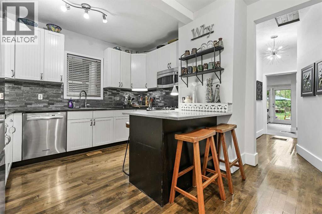 447 Marsh Road Ne, Calgary, Alberta  T2E 5B2 - Photo 7 - A2255206