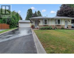 10 MINTON PLACE, Brampton, Ontario
