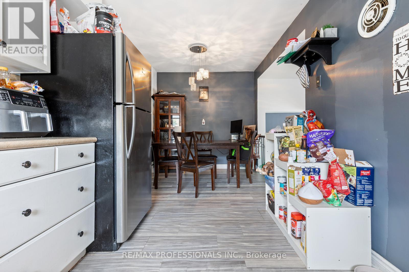 304 - 5 Viking Court, Grimsby, Ontario  L3M 3T8 - Photo 7 - X12422503