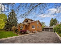 16 NELLES BOULEVARD, Grimsby, Ontario