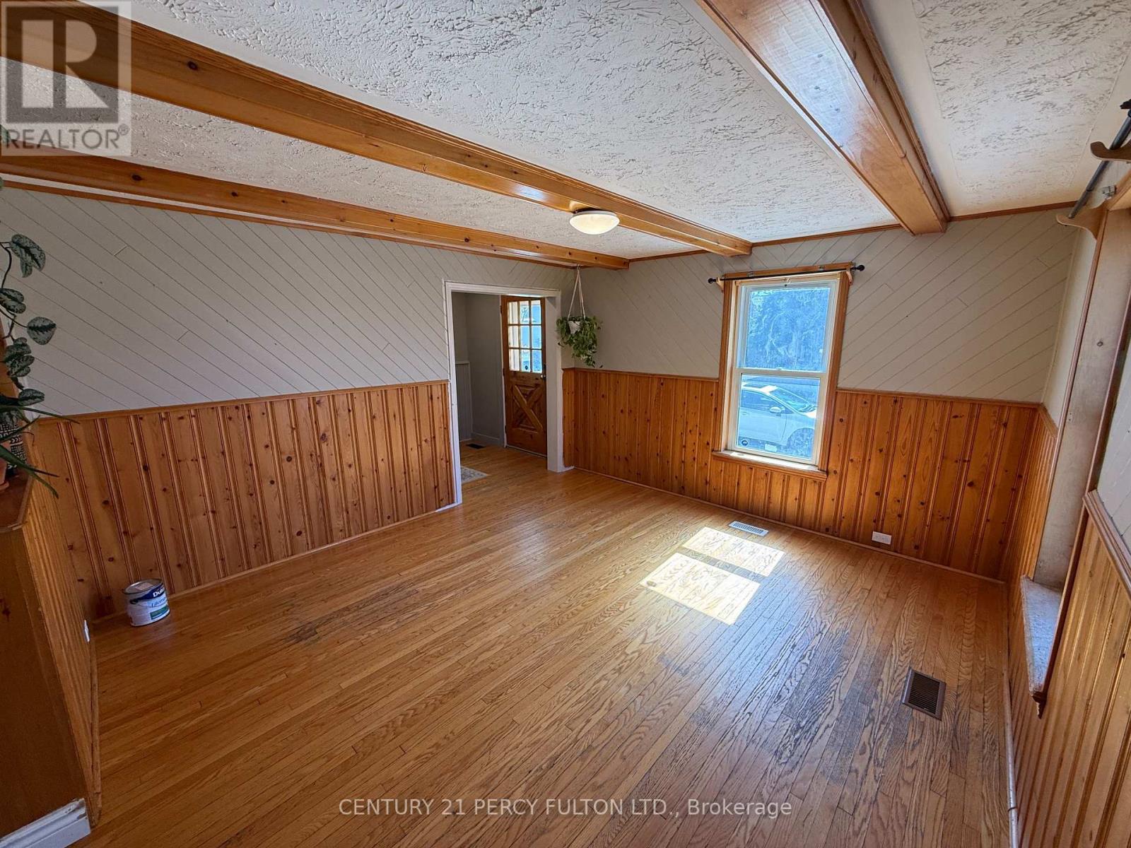 52 Heber Street, Quinte West, Ontario  K8V 1M9 - Photo 7 - X12422551