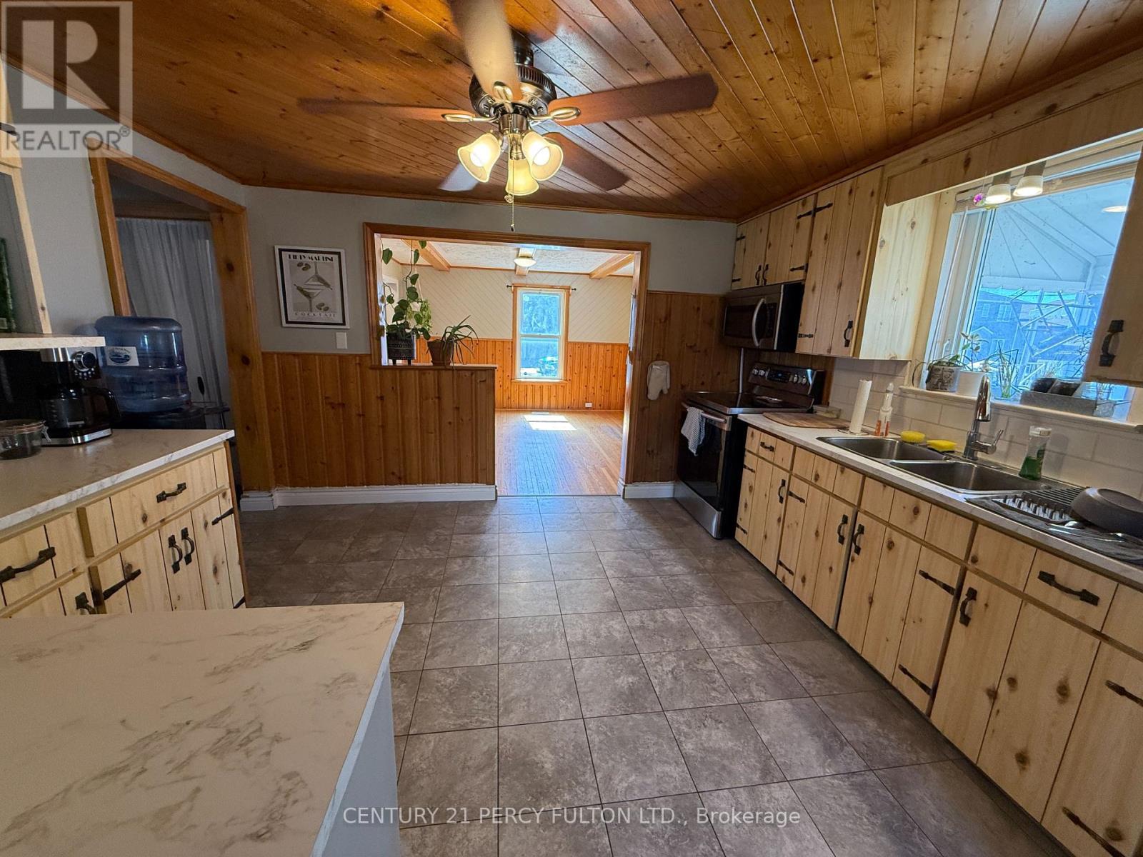 52 Heber Street, Quinte West, Ontario  K8V 1M9 - Photo 9 - X12422551