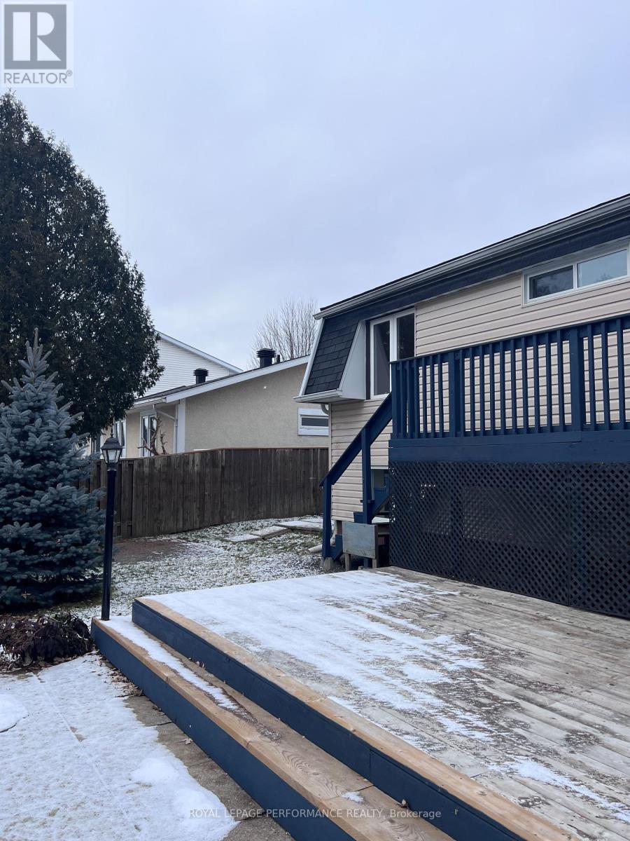 1394 Plumber Avenue, Ottawa, Ontario  K1K 4A9 - Photo 22 - X12422576