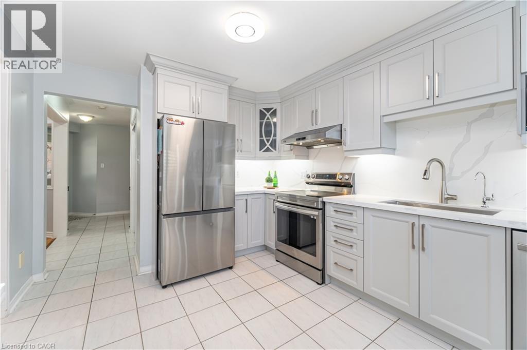 16 Feathertop Lane, Brampton, Ontario  L6R 1W9 - Photo 13 - 40773001