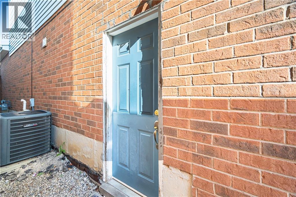 16 Feathertop Lane, Brampton, Ontario  L6R 1W9 - Photo 28 - 40773001