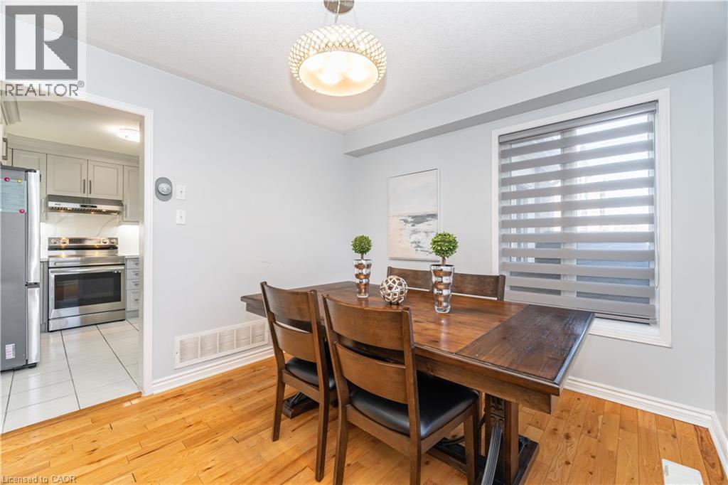 16 Feathertop Lane, Brampton, Ontario  L6R 1W9 - Photo 9 - 40773001