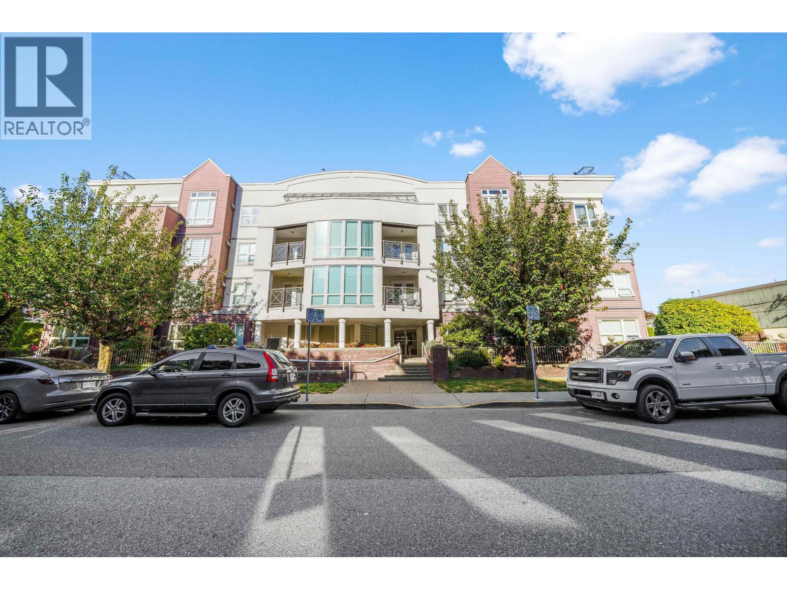 405 2335 Whyte Avenue, Port Coquitlam, British Columbia  V3C 2A3 - Photo 1 - R3051389